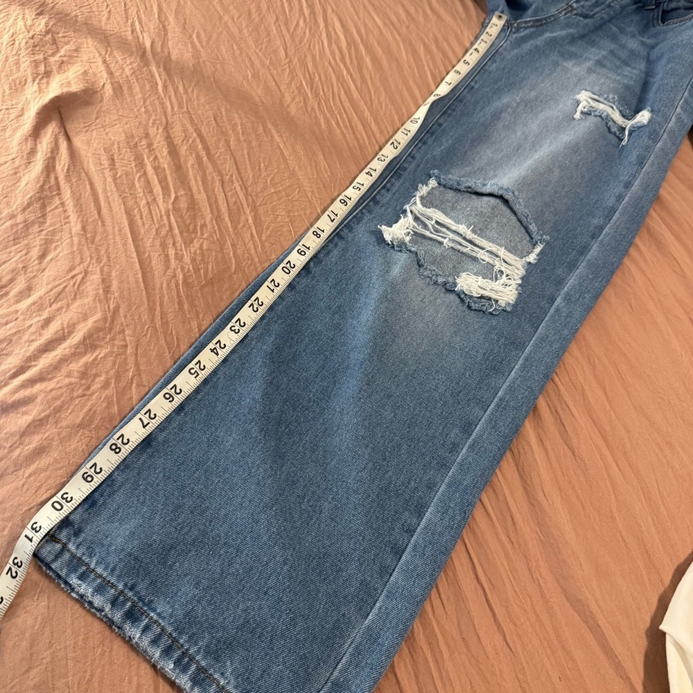 Distressed Blue Jeans Woman’s 27 - Picture 6 of 17